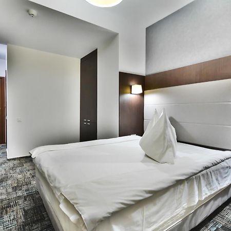 Hotel Europeca Craiova Exterior foto
