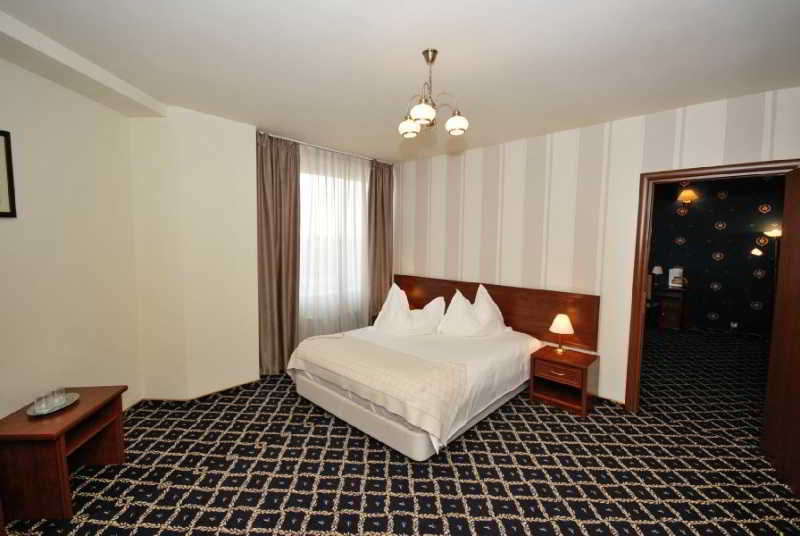 Hotel Europeca Craiova Exterior foto