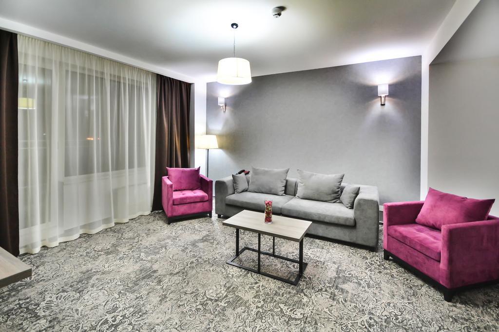 Hotel Europeca Craiova Exterior foto