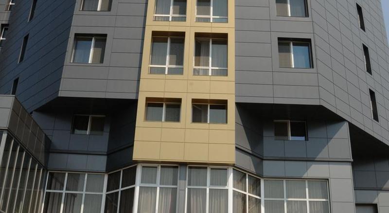 Hotel Europeca Craiova Exterior foto